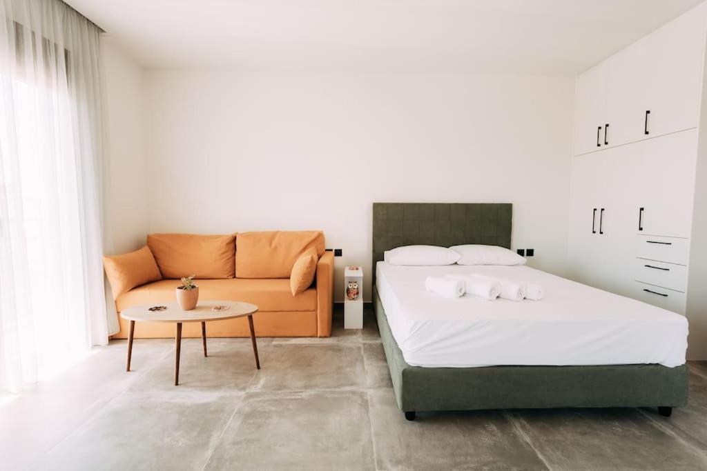 Glamorous Near Center Heraklion (Crete)